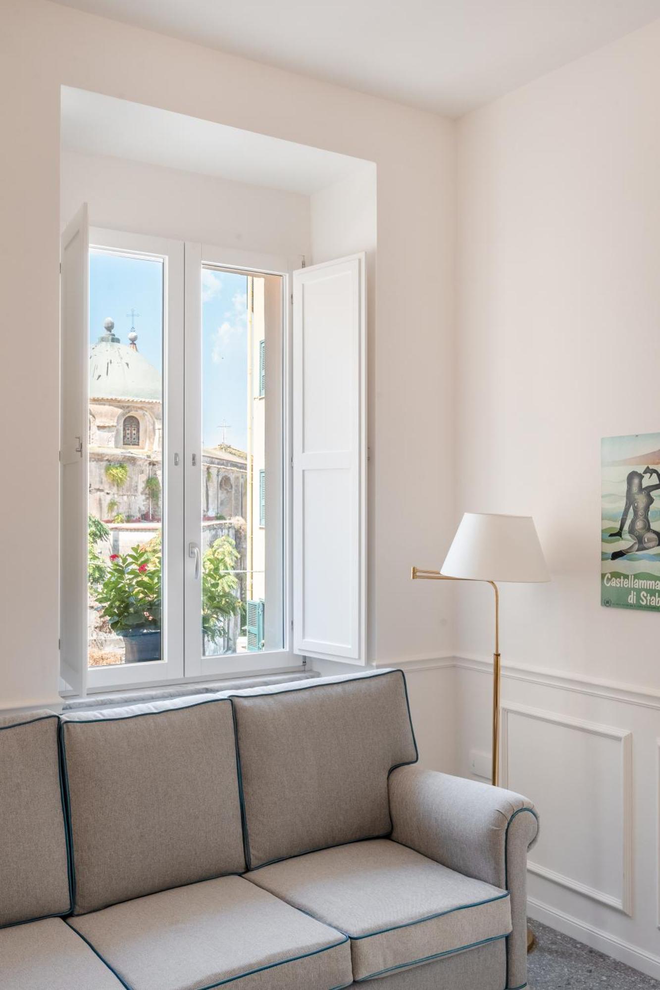 Palazzo Desiderio Lägenhet Castellammare di Stabia Exteriör bild